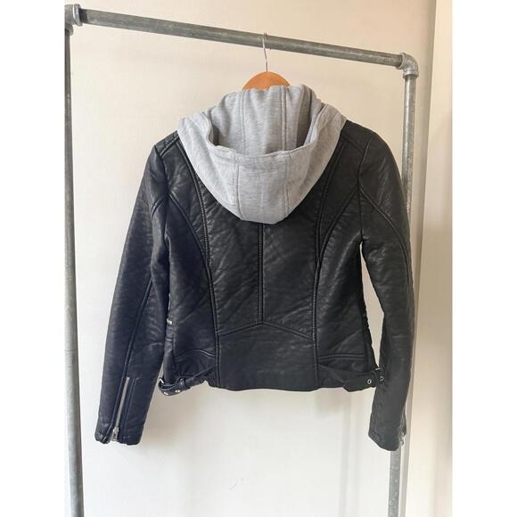 Wildflower Women's Black Faux Leather Jacket with Grey Hoodie Insert XS - Picture 5 of 6